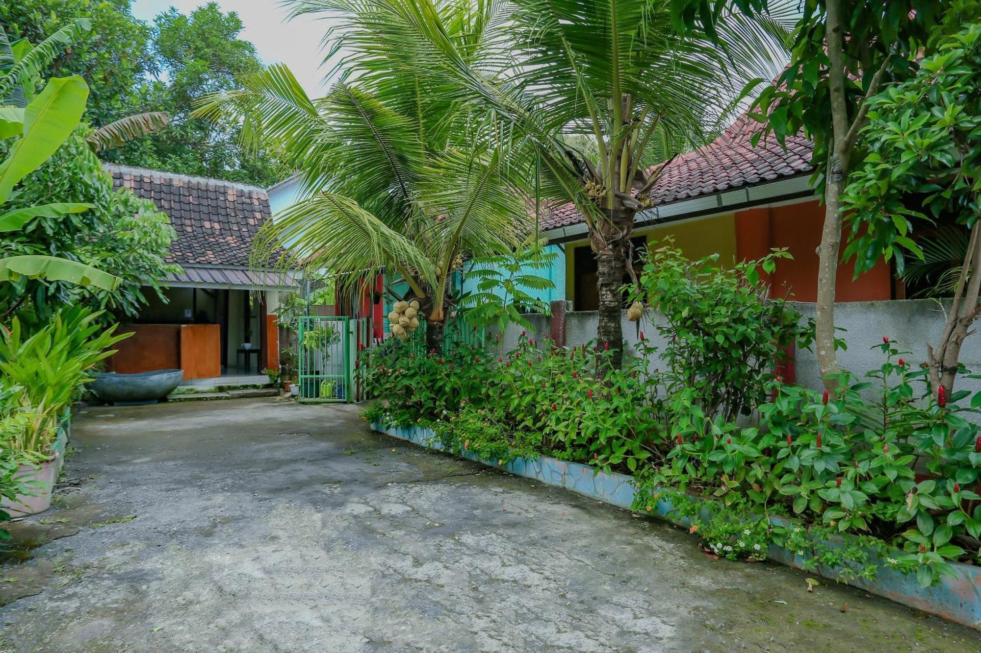Oyo Life 90301 Hidden Village Uluwatu Jimbaran Exterior foto
